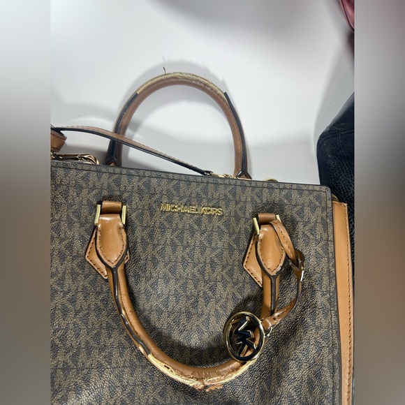 Michael Kors, Marc Jacobs, Cole Haan Rehab Lot 1 - Picture 6 of 13